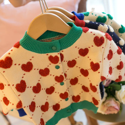 Botones de chaqueta para mujer y niño con corazones pequeños 
