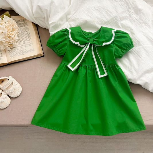 Vestido infantil con lazo verde 