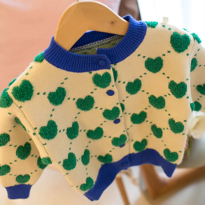 Botones de chaqueta para mujer y niño con corazones pequeños 