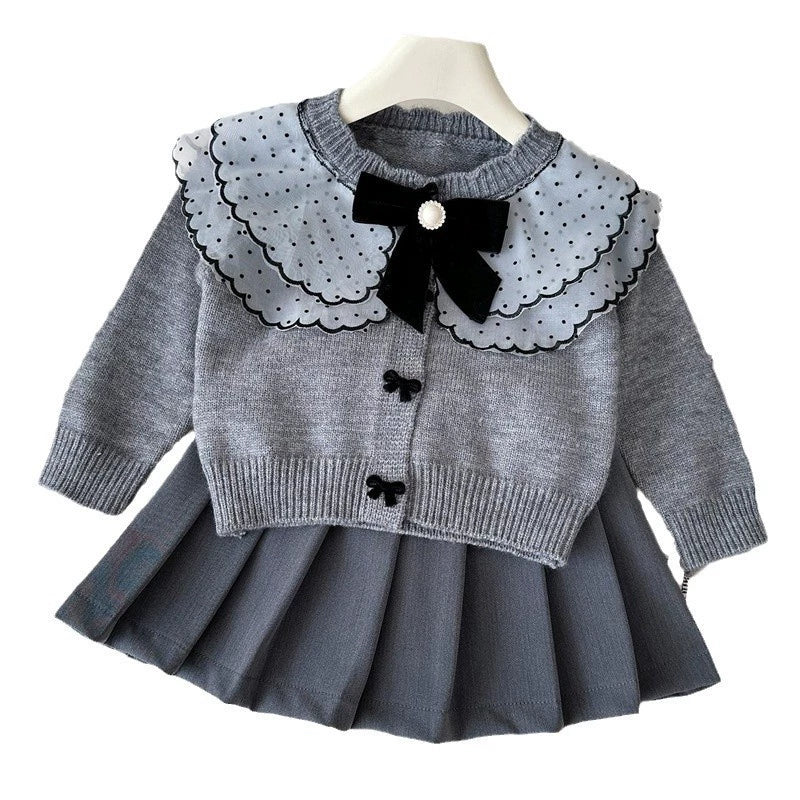 Girls' Knitted Set with Bow