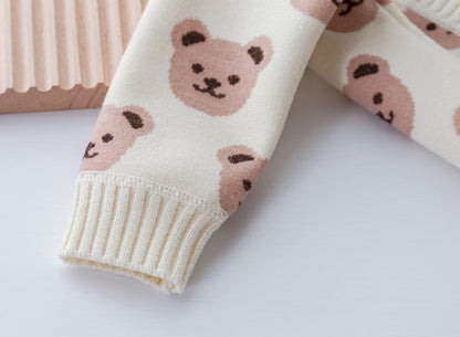 Cárdigan infantil con cara de oso 