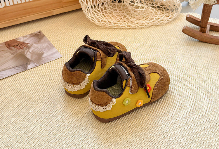 Children's Fashion Sneakers with Little Flowers