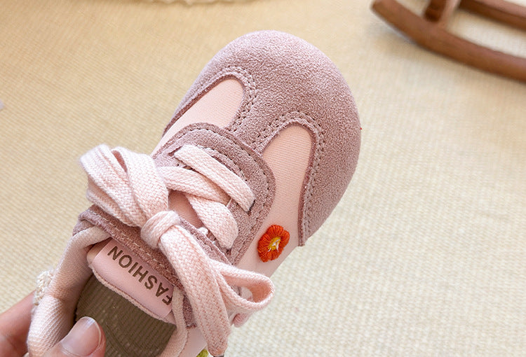 Children's Fashion Sneakers with Little Flowers