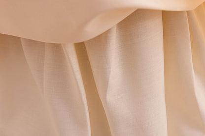 فستان حفلات للأطفال مع زهور وقوس 