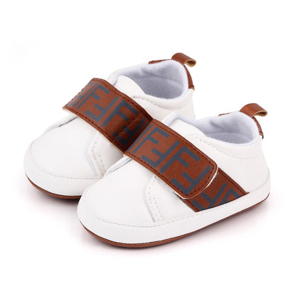 Zapatillas de velcro para niños 