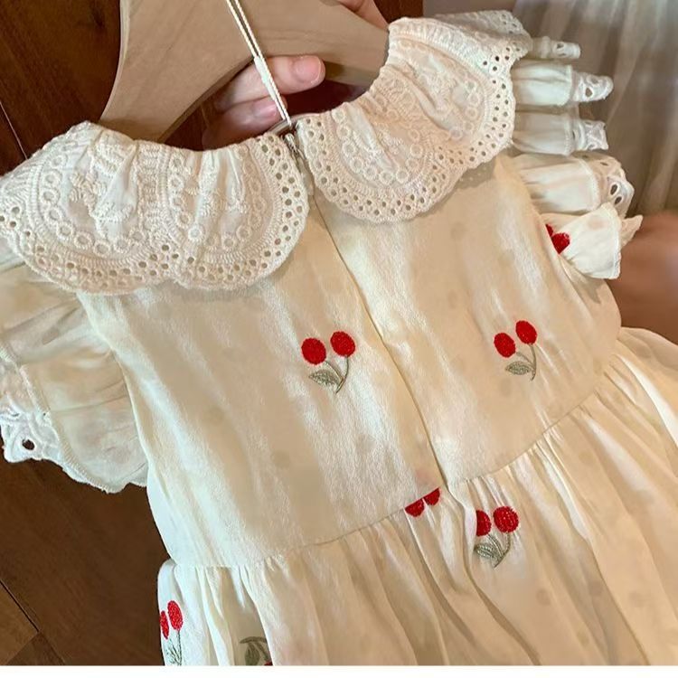 Vestido infantil de encaje de cereza 
