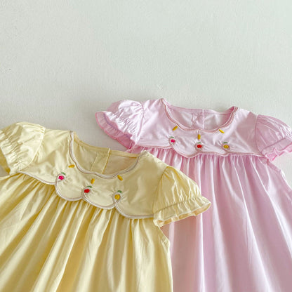 Children's Dress with Little Flowers and Ruffled Sleeves