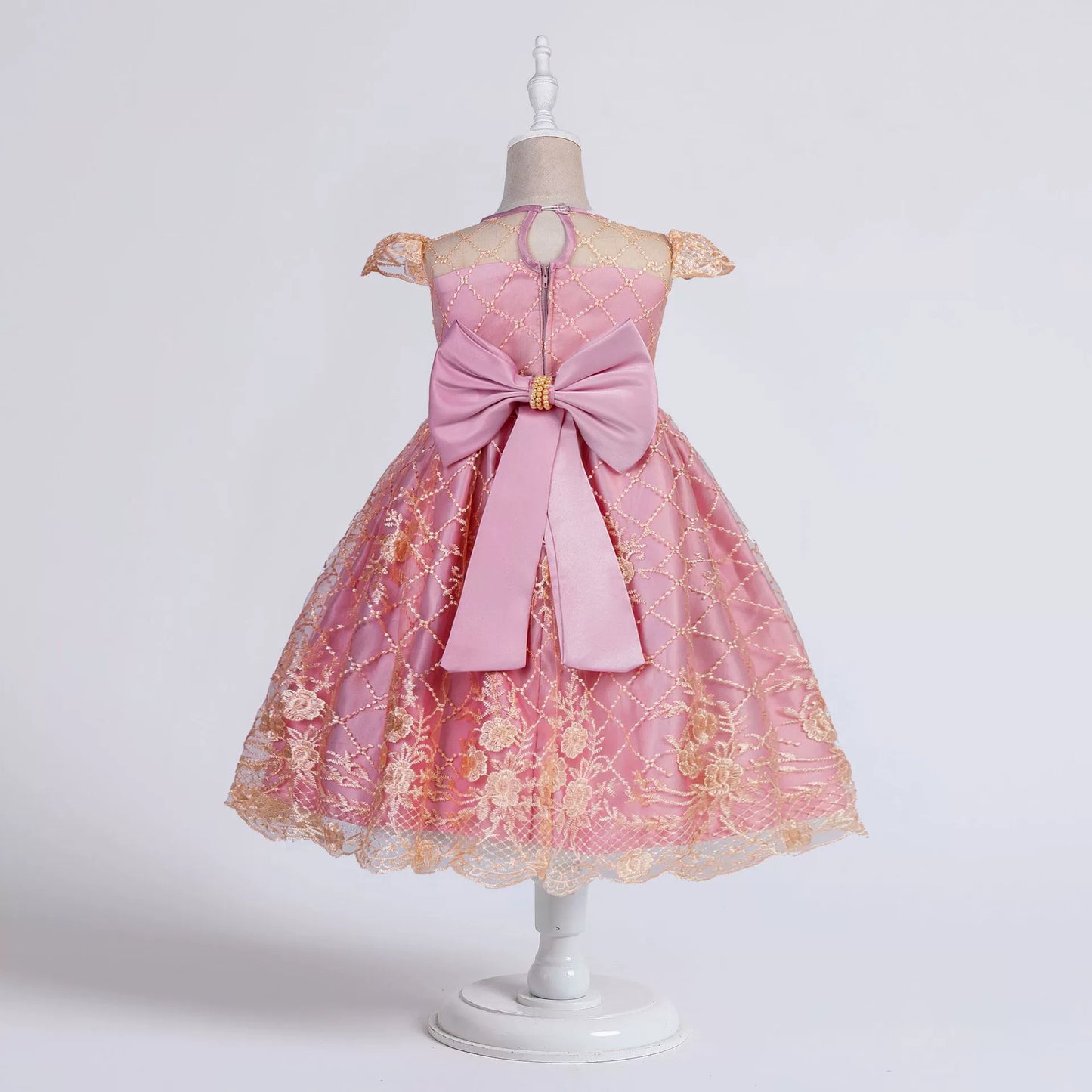 Vestido de fiesta infantil con encaje floral 