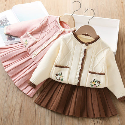 Mussi Girls' Knitted Outfit with Small Flowers