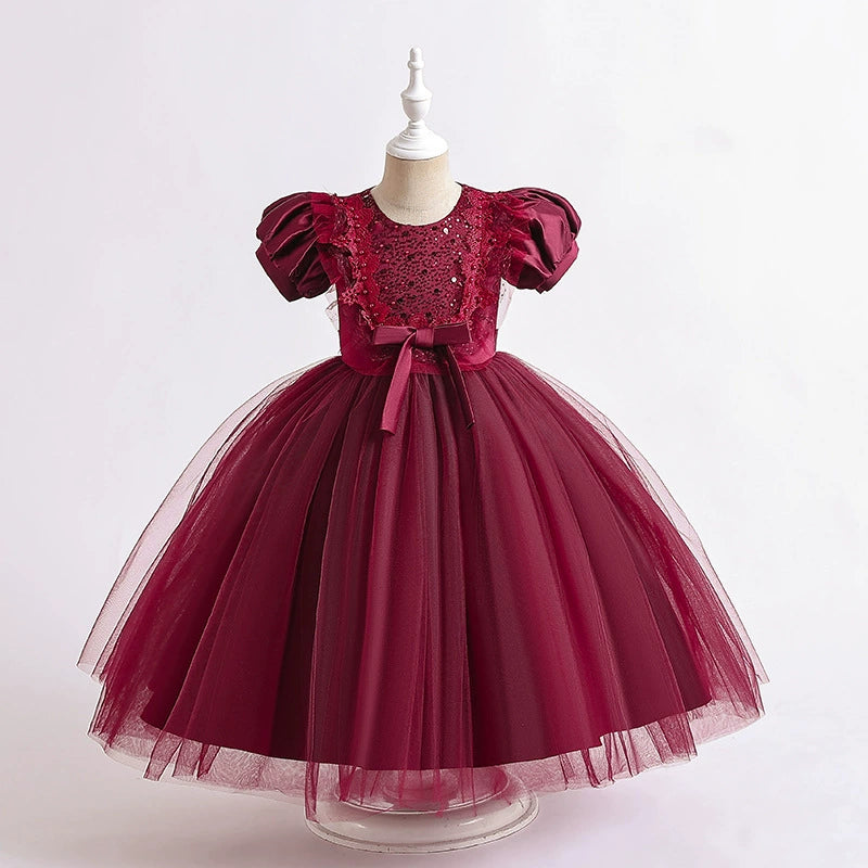 Vestido infantil con flores brillantes 