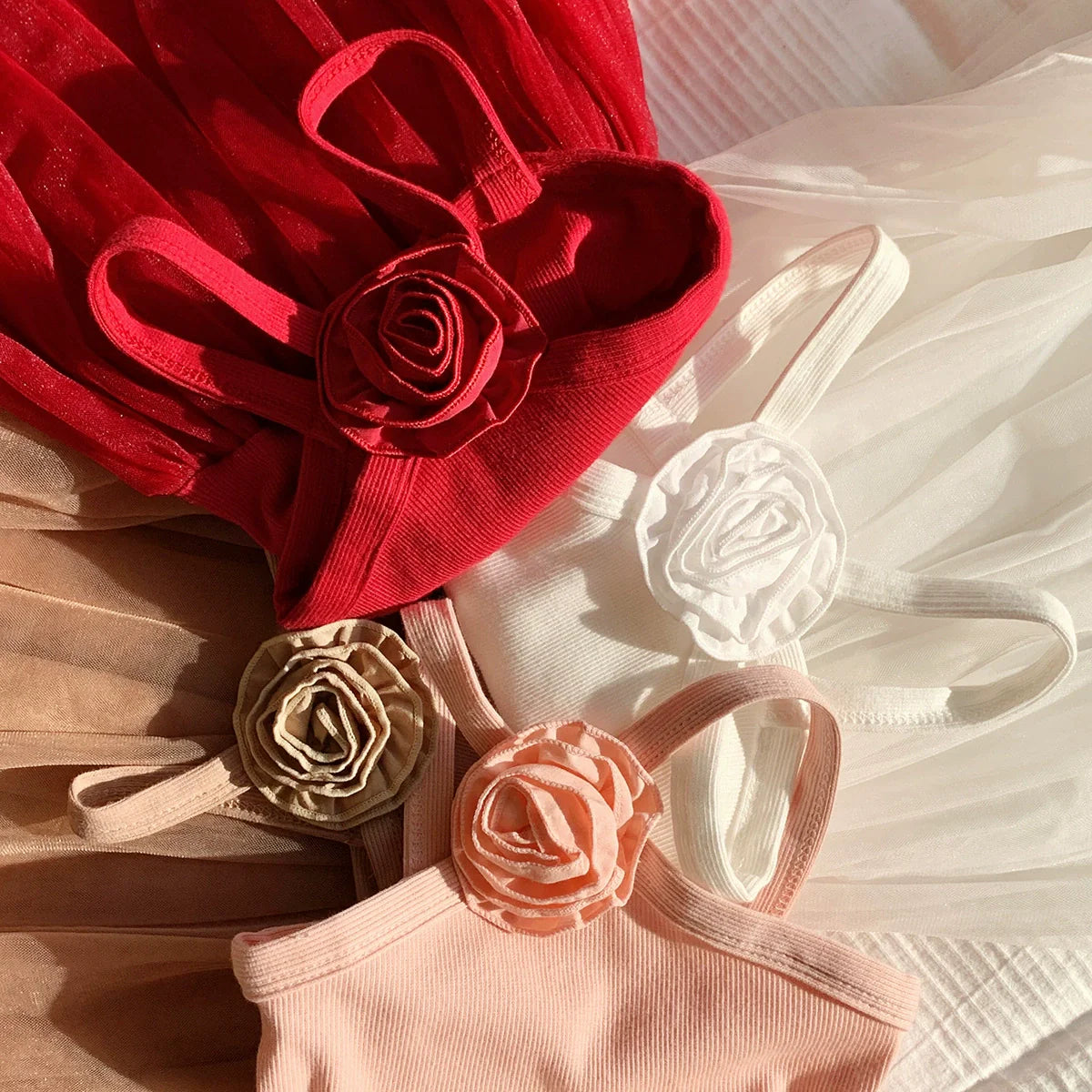 فستان زهور للأطفال مع التول 