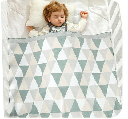 Children's Blanket with Geometric Print