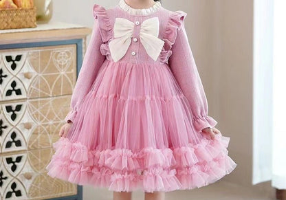 Vestido infantil de encaje y tul 