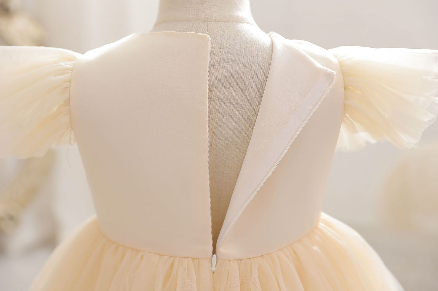 Vestido de fiesta de tul para niña 