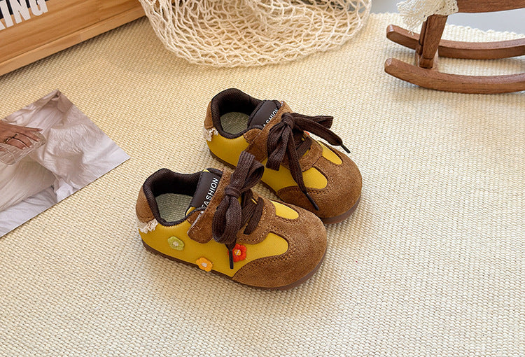 Children's Fashion Sneakers with Little Flowers