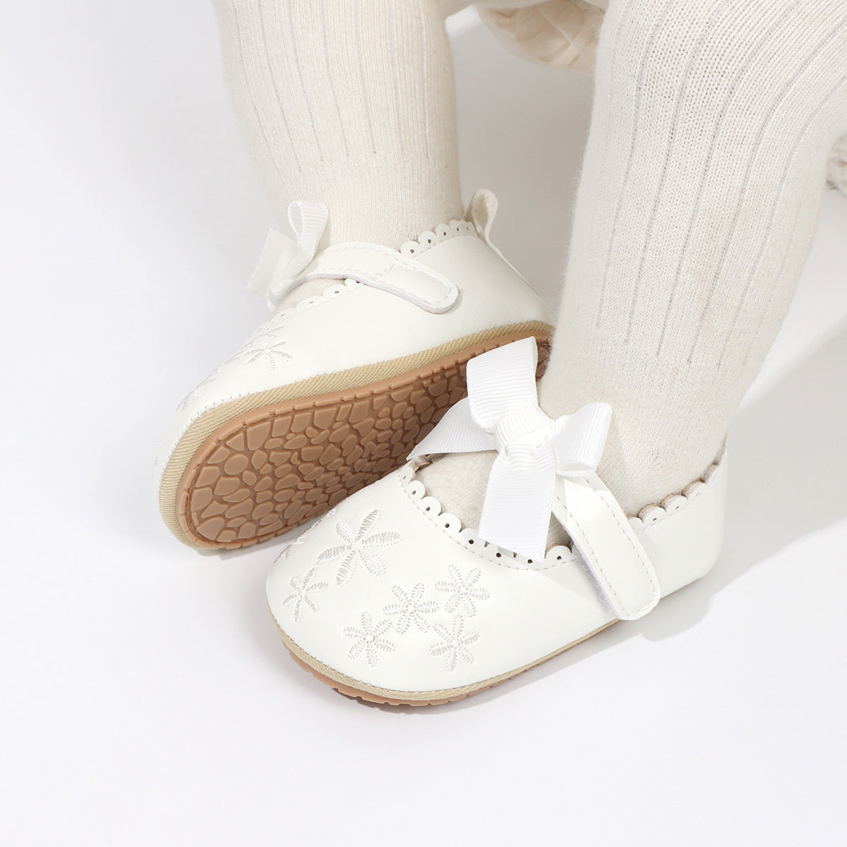 Children's Shoes with Flowers and Bow
