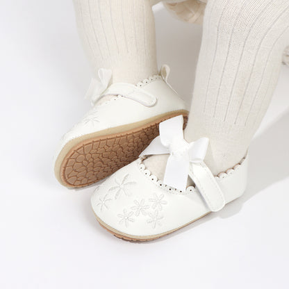 Children's Shoes with Flowers and Bow