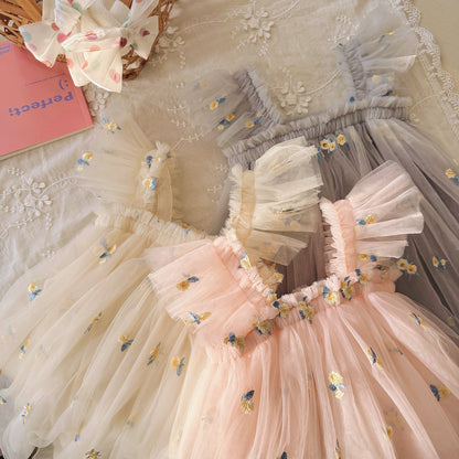 Vestido de tul con flores para niña 
