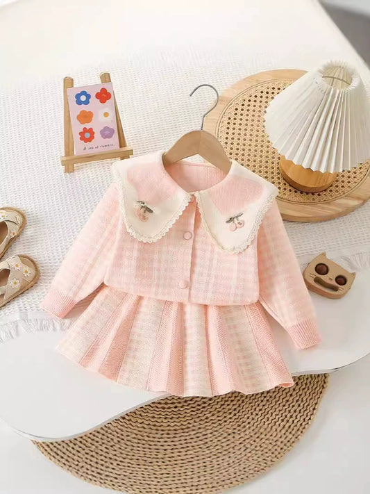 Girls' Plaid Knit Set