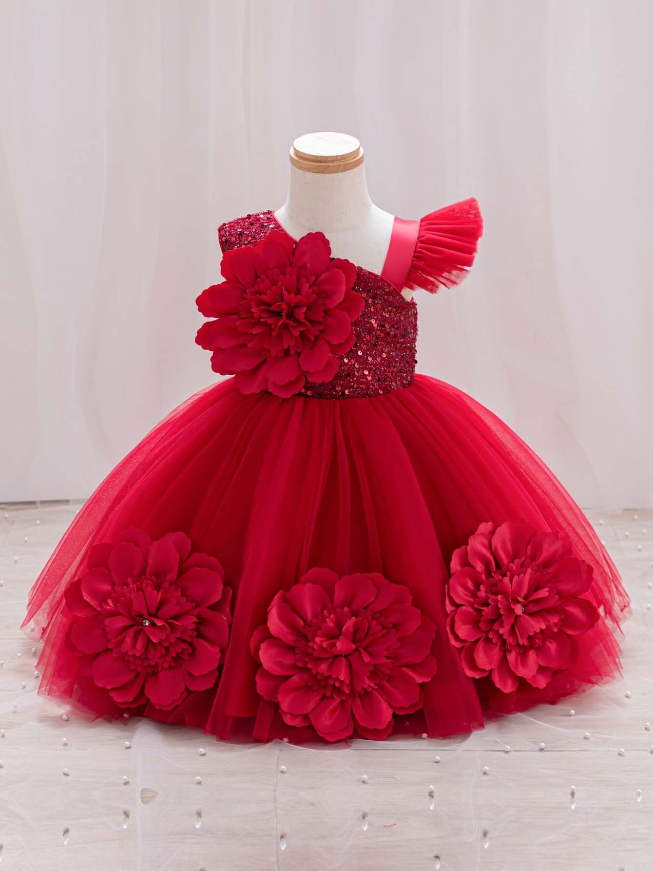 Vestido de fiesta infantil con flores 