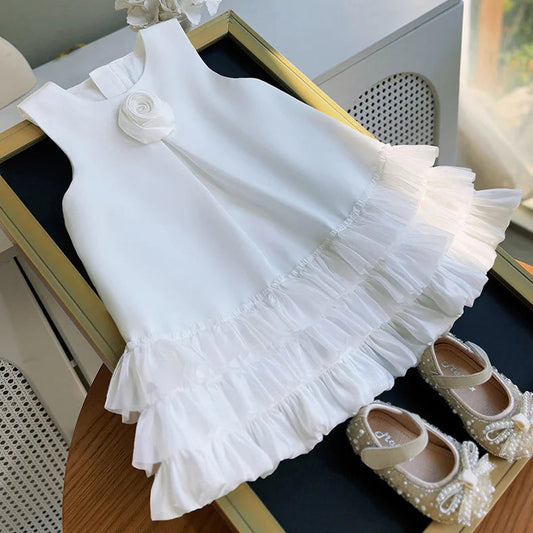 Vestido infantil de flores con dobladillo de tul 