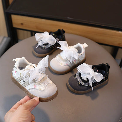 Children's Sneakers with Flowers and Bow