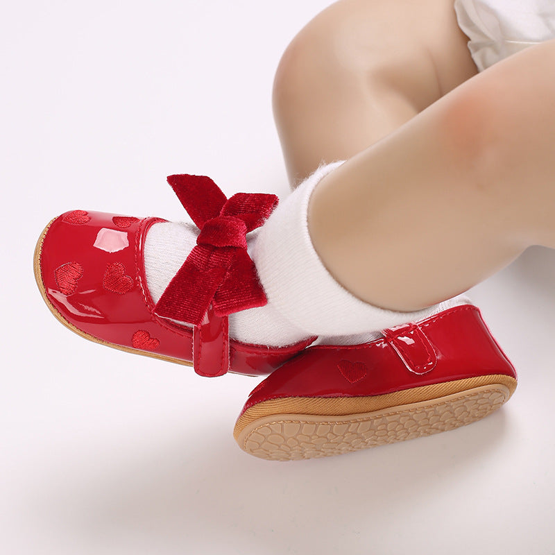 Children's Shoe with Bow and Hearts