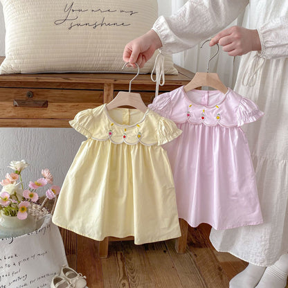 Children's Dress with Little Flowers and Ruffled Sleeves