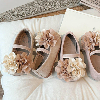 Zapatillas deportivas para niños con flores 