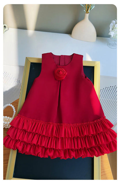 Vestido infantil de flores con dobladillo de tul 