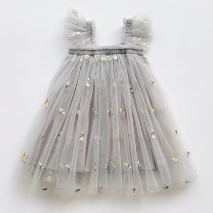 Vestido de tul con flores para niña 