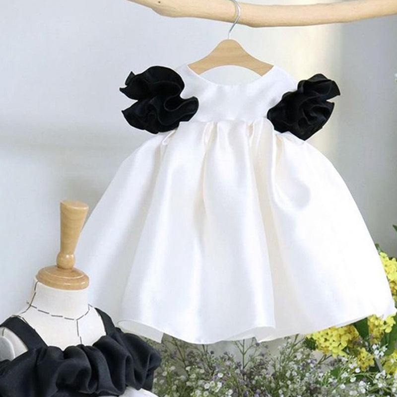 Vestido de fiesta blanco y negro 