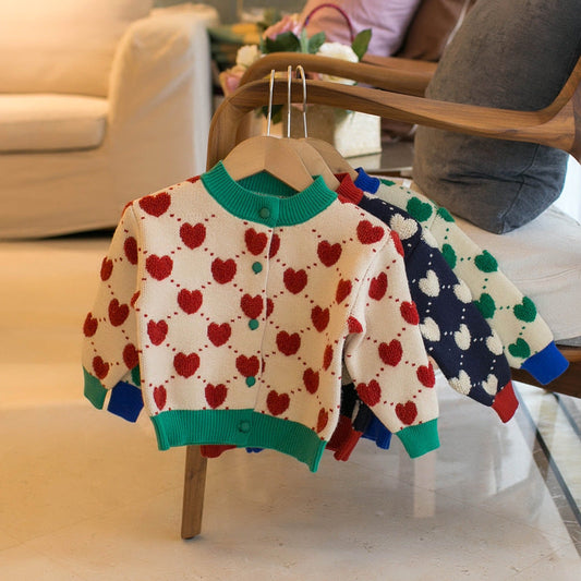 Botones de chaqueta para mujer y niño con corazones pequeños 