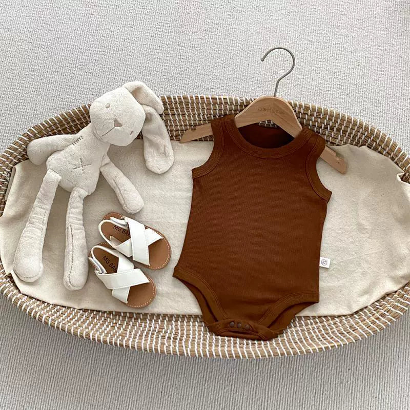 بدلة صيفية مضلعة للأطفال 