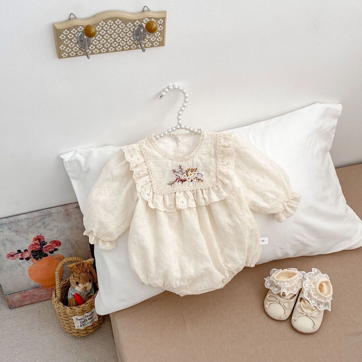 Baby Girl Floral Lace Bodysuit