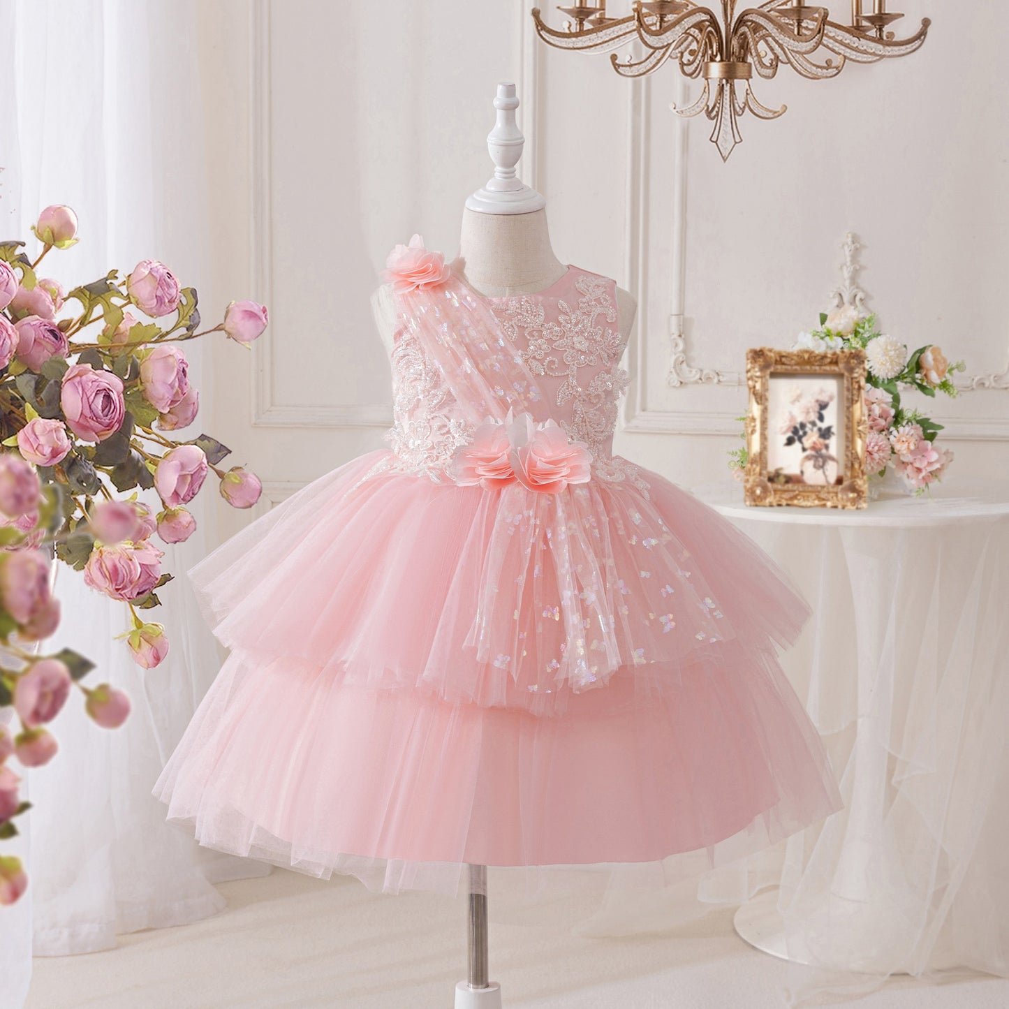 Vestido de fiesta con flores de tul 