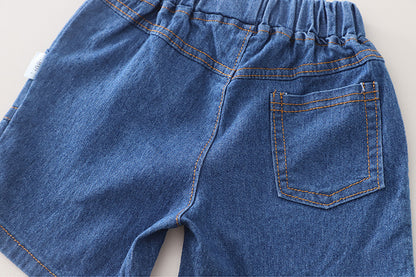 Boys' Outfit with Animals and Jeans