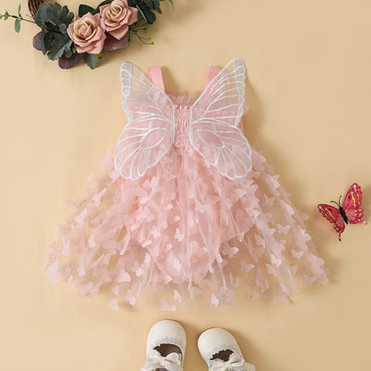 Vestido de mariposa con alas