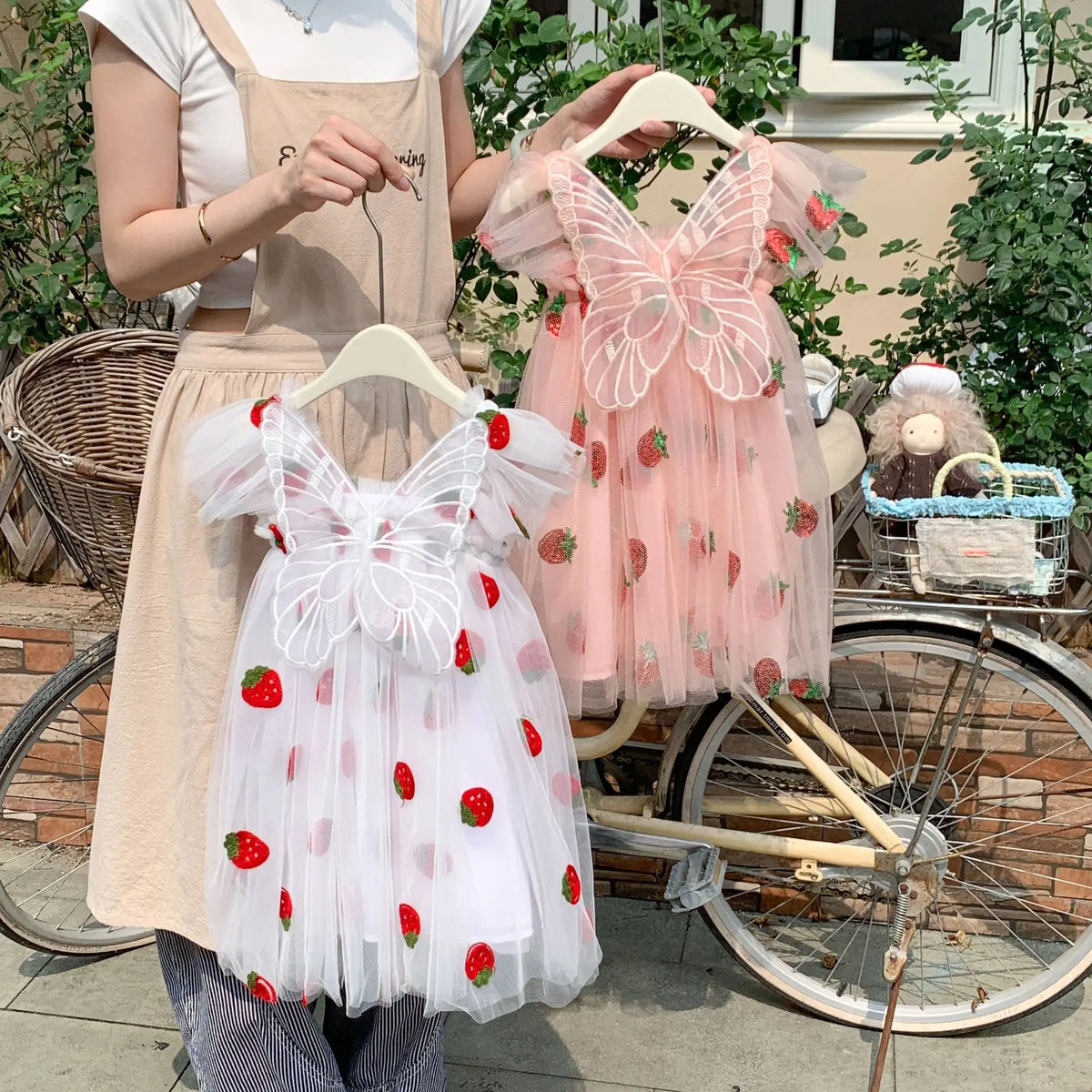 Kids Dress with Wings Embroidered Sleeveless Tulle Gown