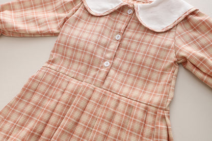 Vestido infantil con chaleco y bolso de osito