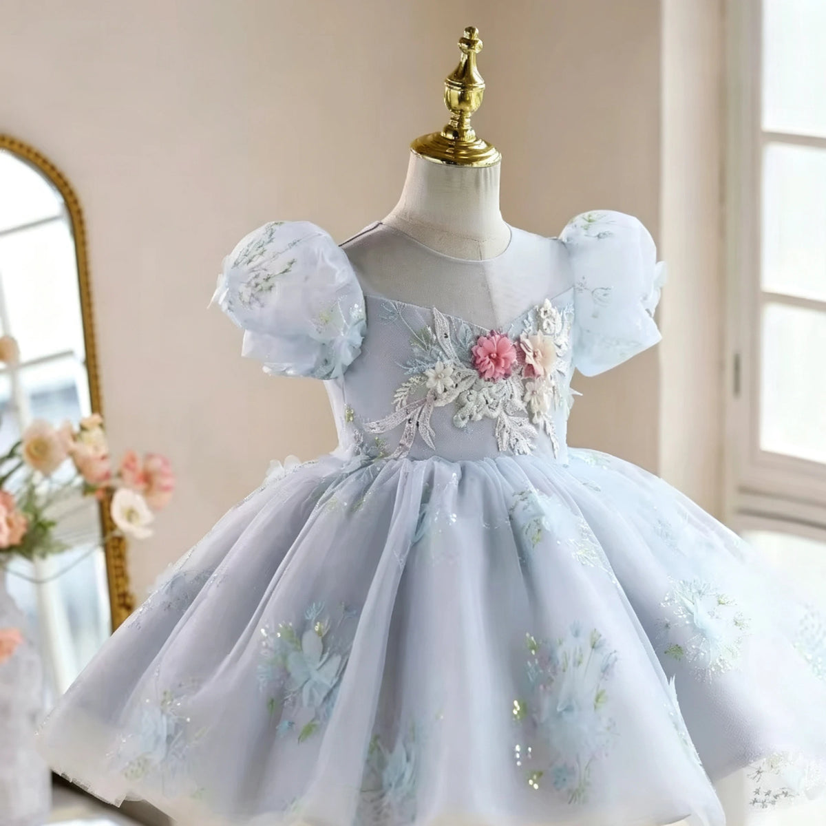 Customized Blue Flower Girl Dress for Wedding Appliques
