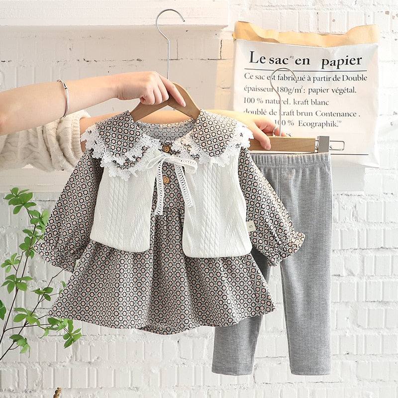 Conjunto infantil de 3 piezas con estampado vintage