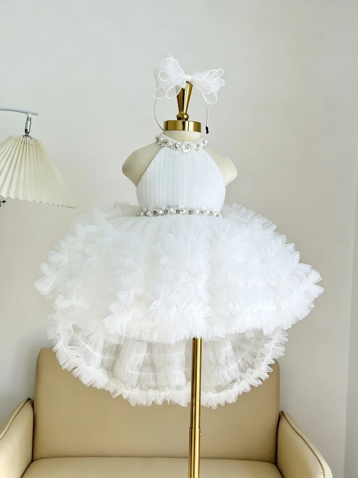 Custom Luxury Dress Women Wedding Guest Gown Girls Wedding Gown Luxury Birthday Party Gown For Pageant Runway Show Halter Pearl