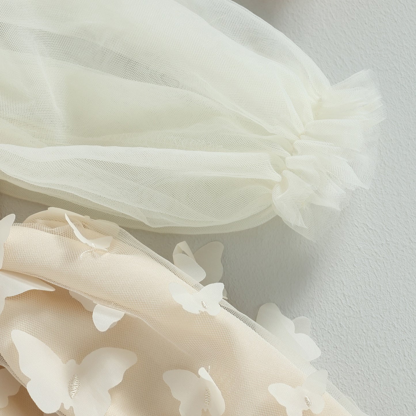 Vestido infantil mariposa beige + Diadema