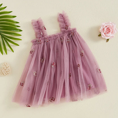 Vestido infantil de tul con flores 