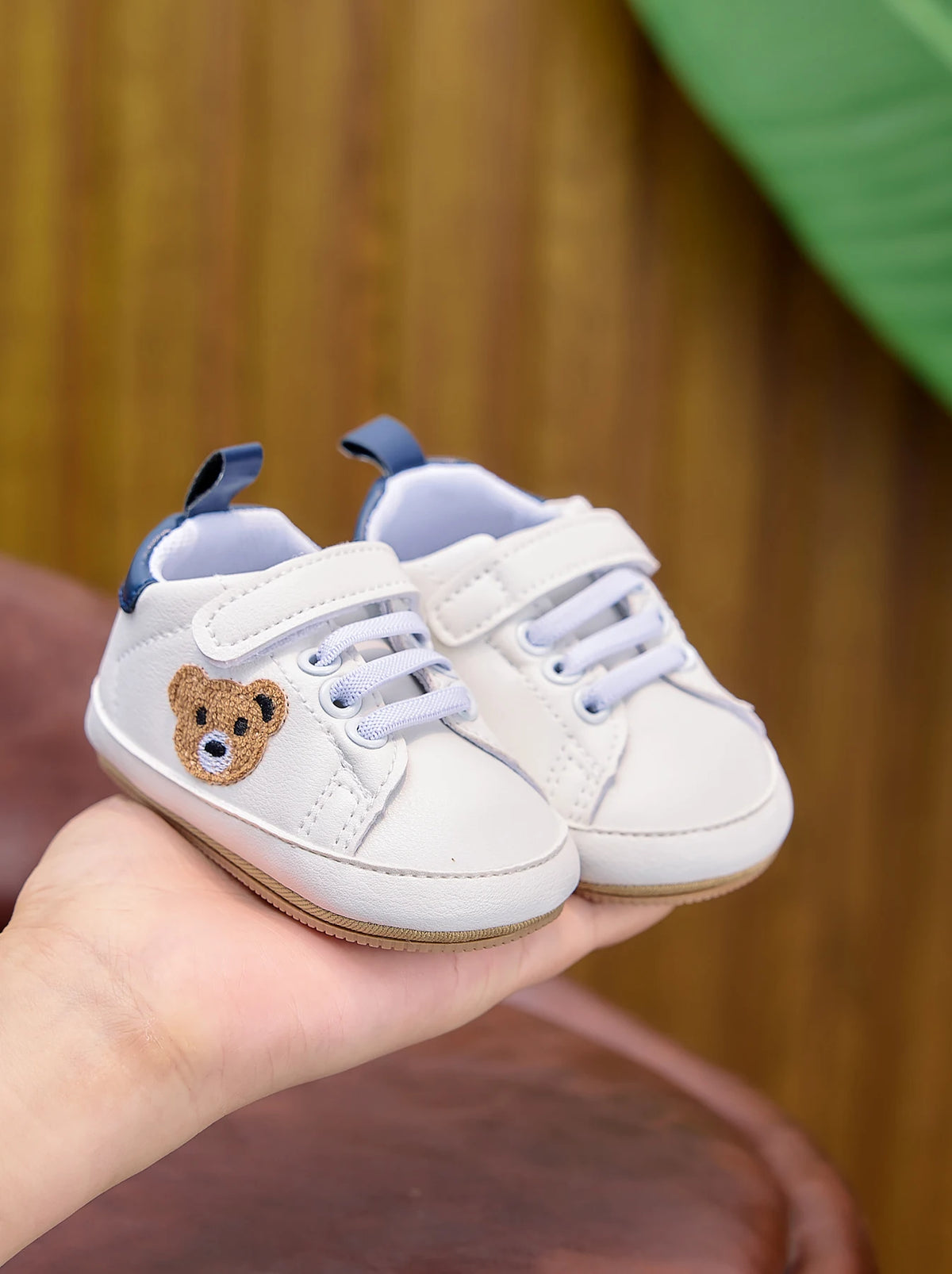 Baby Sneakers Cartoon Bear Embroidery Baby Shoes