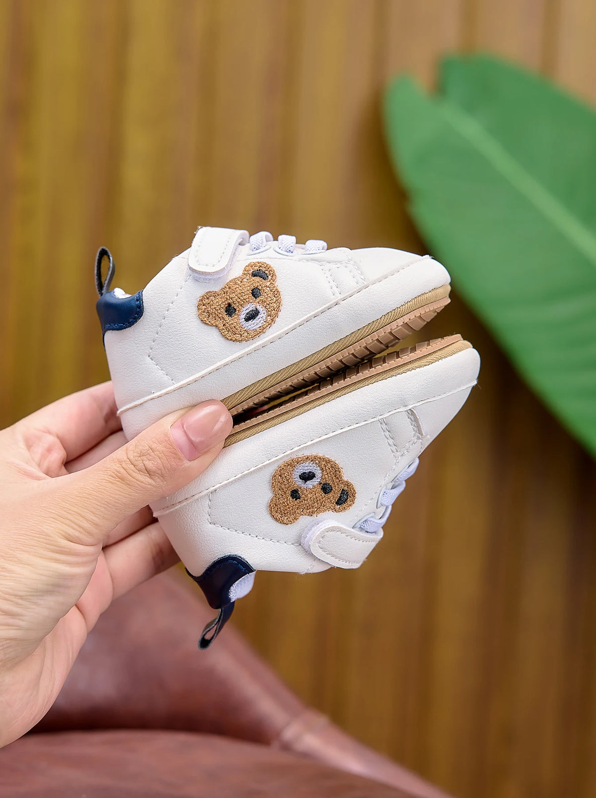 Baby Sneakers Cartoon Bear Embroidery Baby Shoes