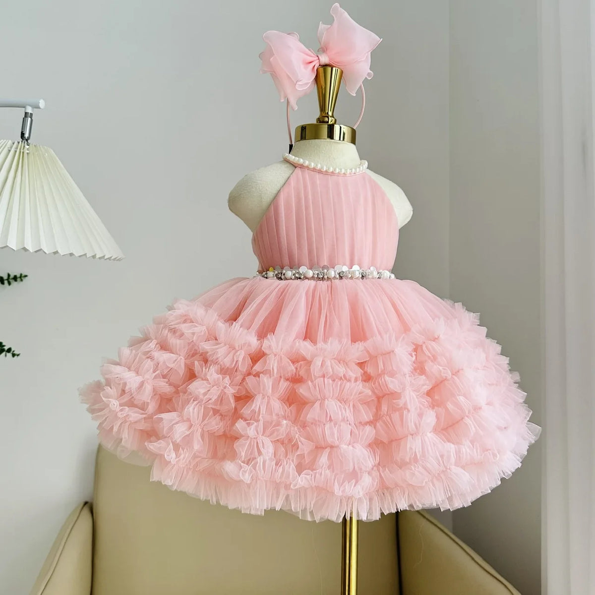 Custom Luxury Dress Women Wedding Guest Gown Girls Wedding Gown Luxury Birthday Party Gown For Pageant Runway Show Halter Pearl
