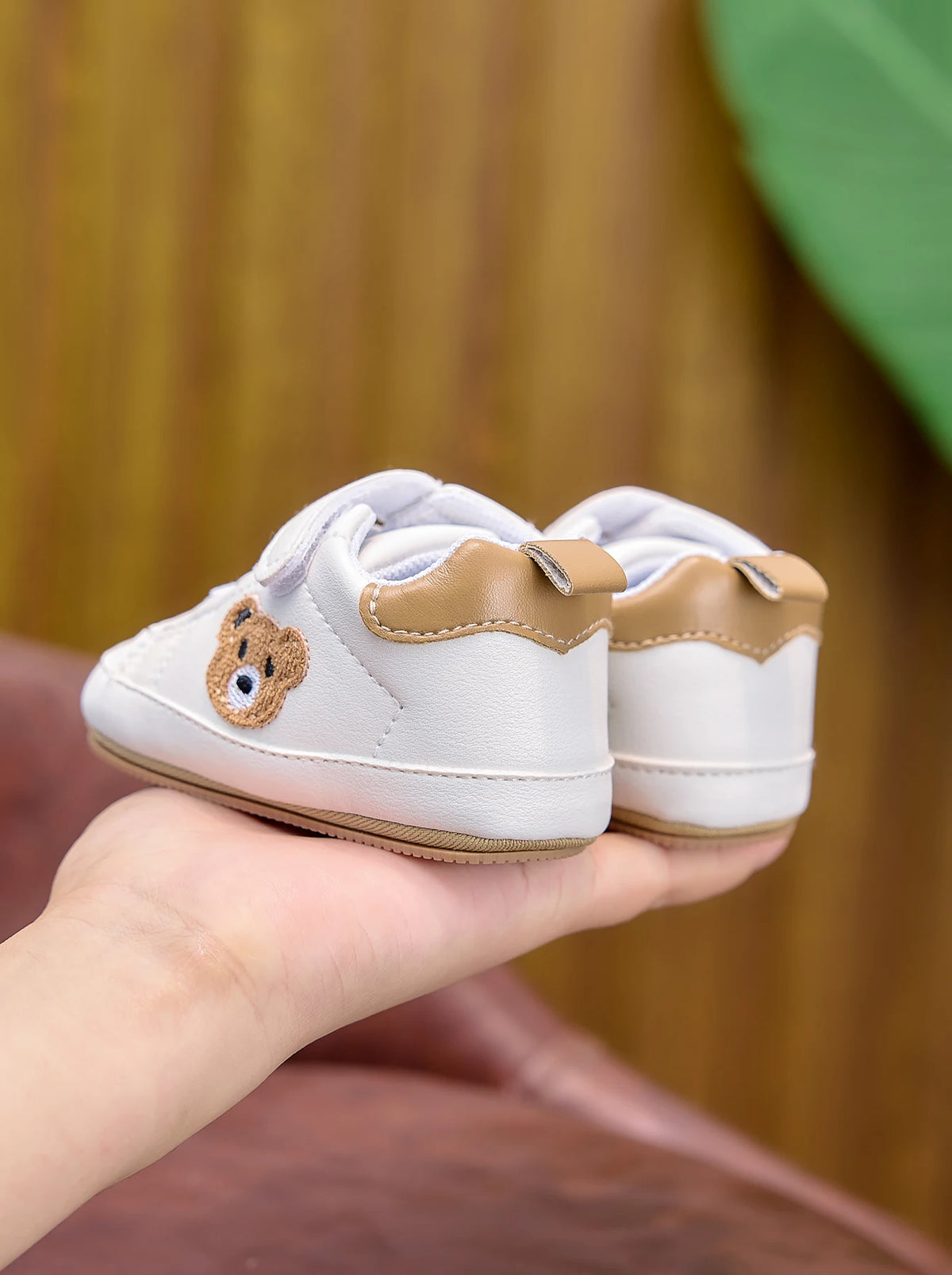 Baby Sneakers Cartoon Bear Embroidery Baby Shoes