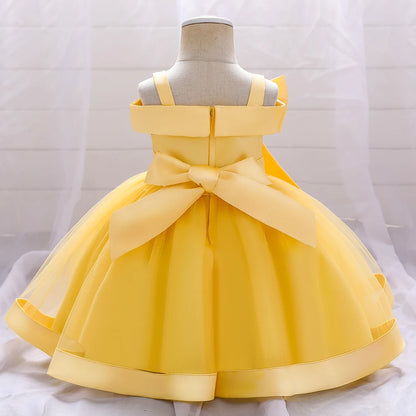Vestido de fiesta con encaje floral y lazo 